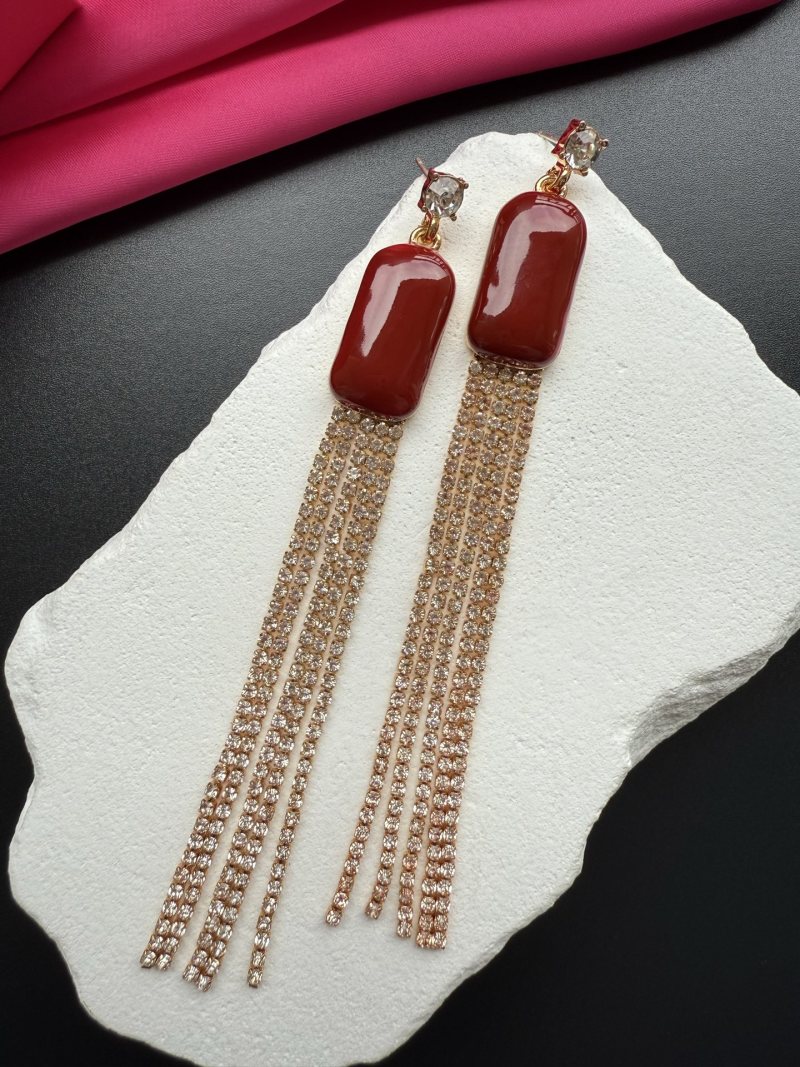 Серьги с цепочками Schiaparelli
