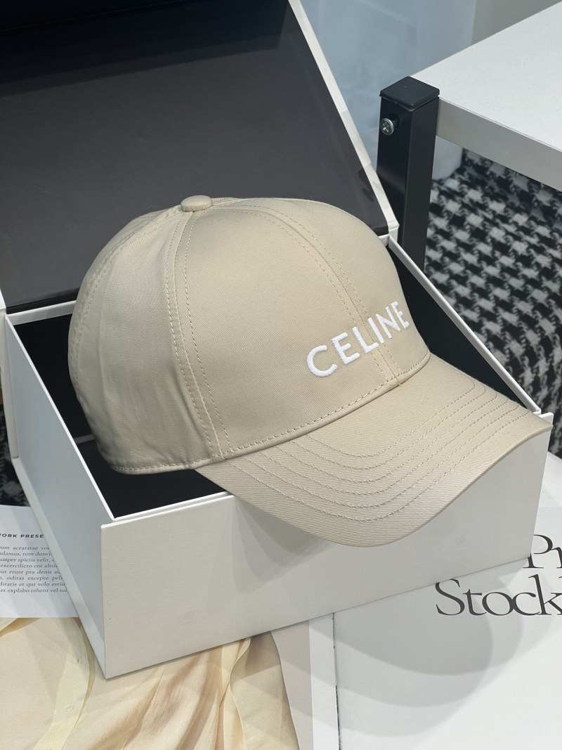 Бейсболка Celine бежевая с логотипом