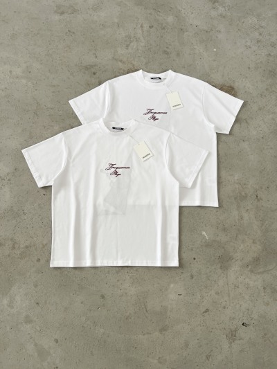 Женская футболка Jacquemus белая с вышивкой