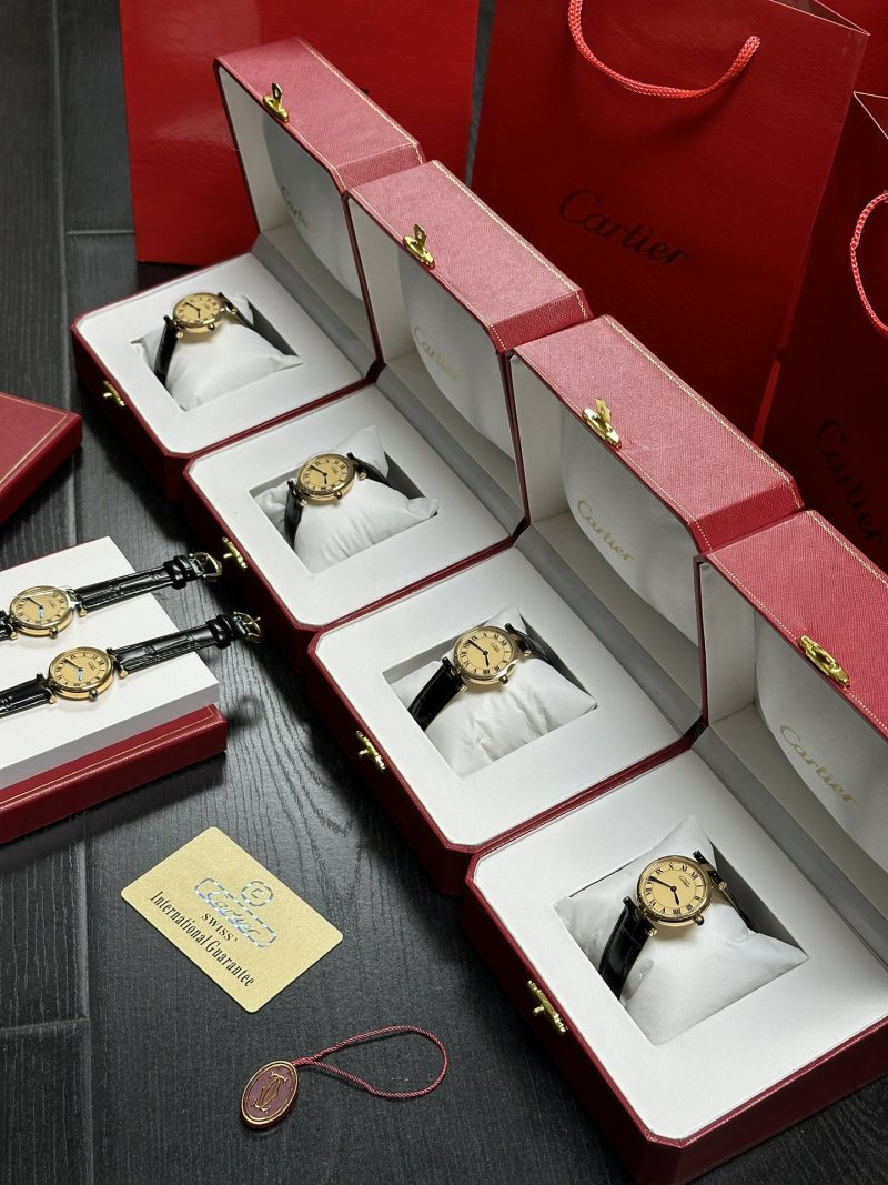 Часы Cartier