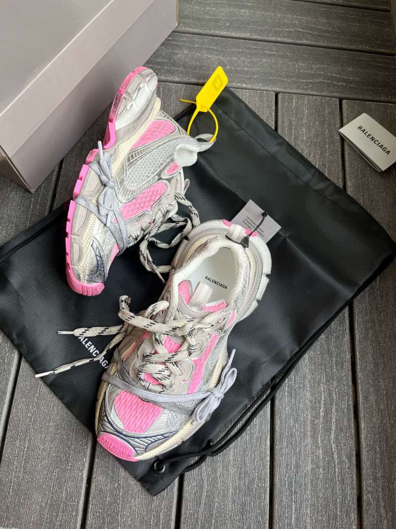 Кроссовки Balenciaga Track Trainer женские
