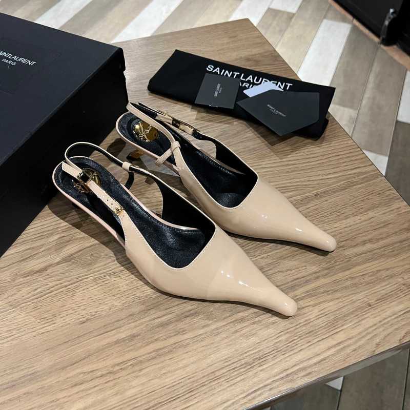 Женские лаковые туфли Saint Laurent бежевые