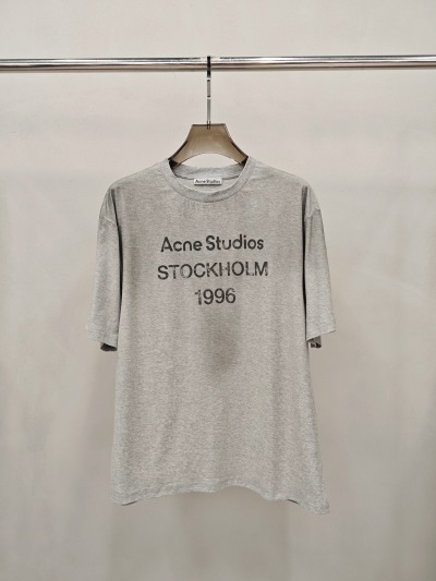 Футболка Acne Studios серая с принтом