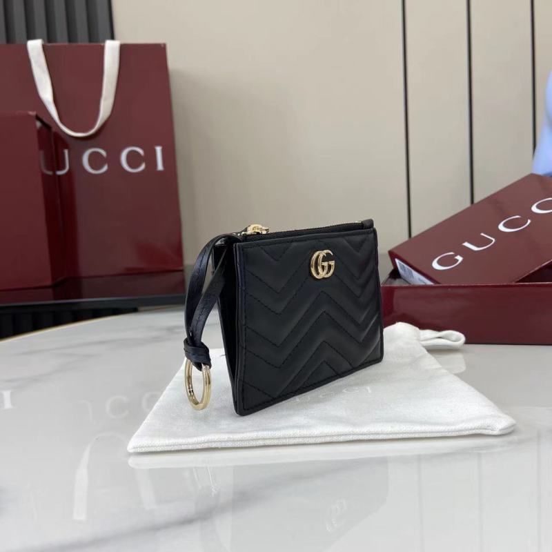 Портмоне Gucci с золотым логотипом