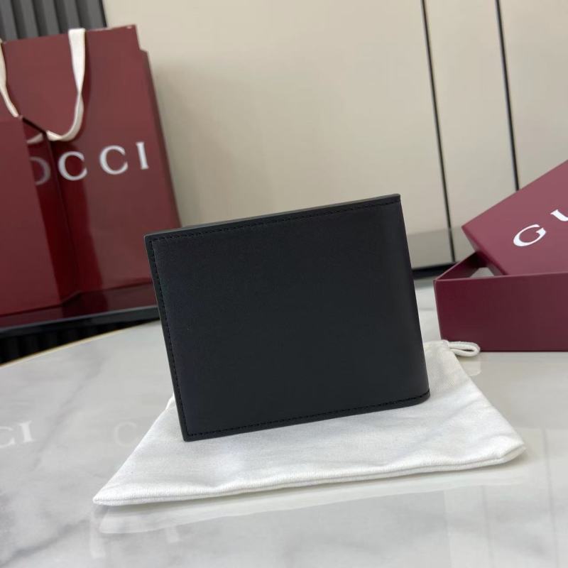 Портмоне Gucci с металлической фурнитурой