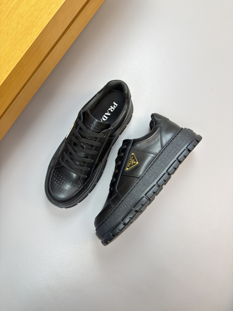 Мужские кроссовки Prada
