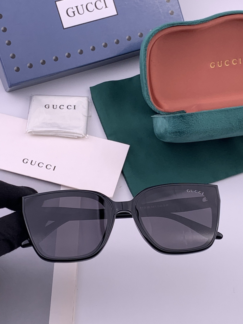 Солнцезащитные очки классический квадратный дизайн Gucci