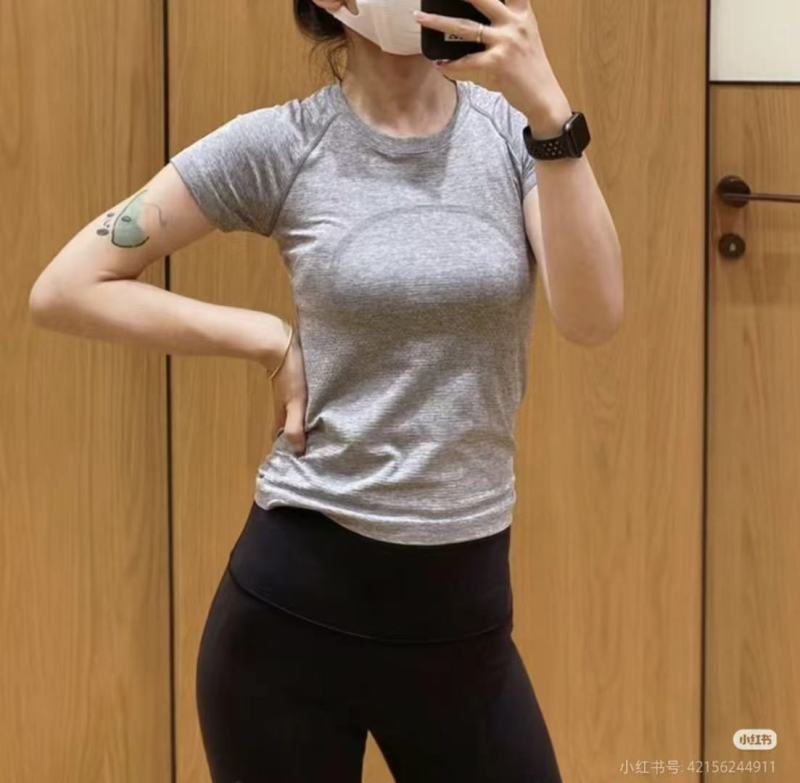 Футболка спортивная женская серая Swiftly Lululemon