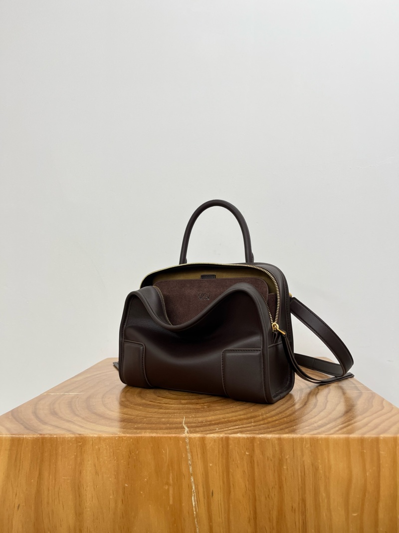 Сумка Loewe Amazona