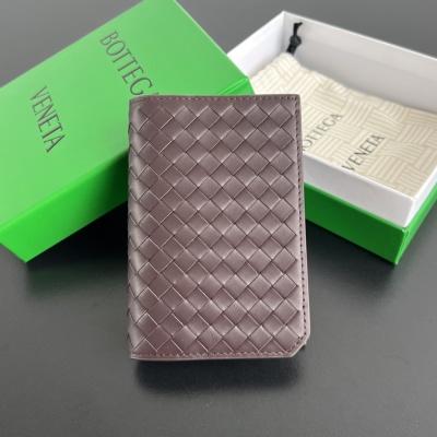Паспортница Bottega Veneta, плетеная кожа
