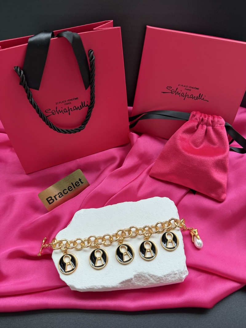 Браслет с подвесками Schiaparelli