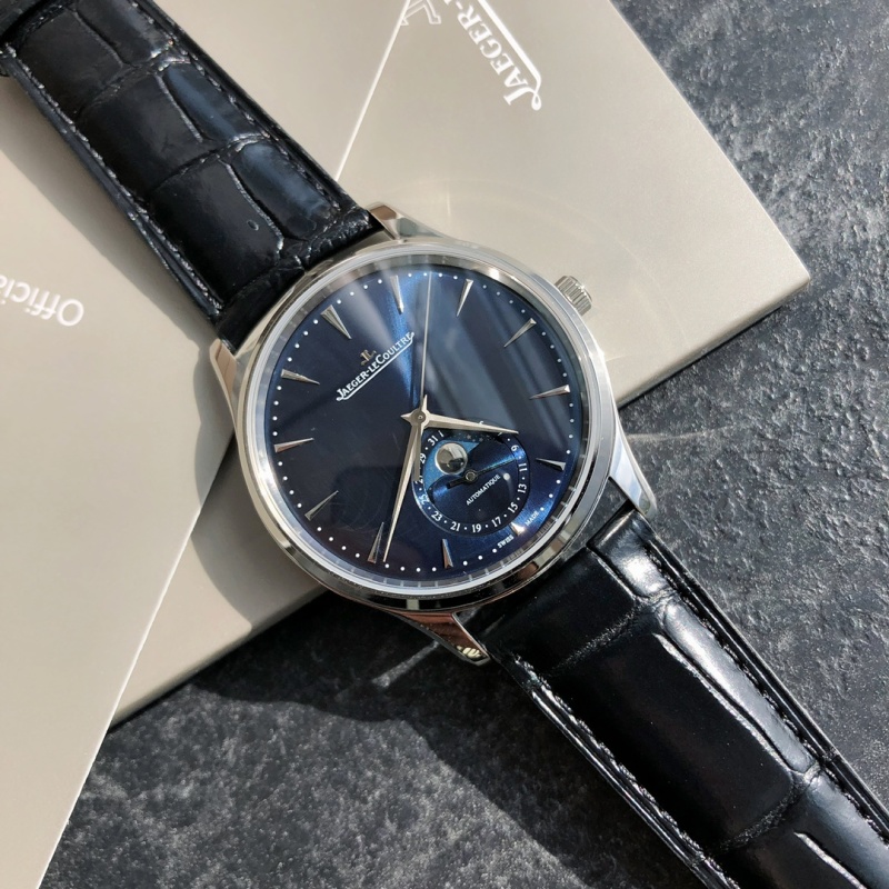 Часы Jaeger-LeCoultre