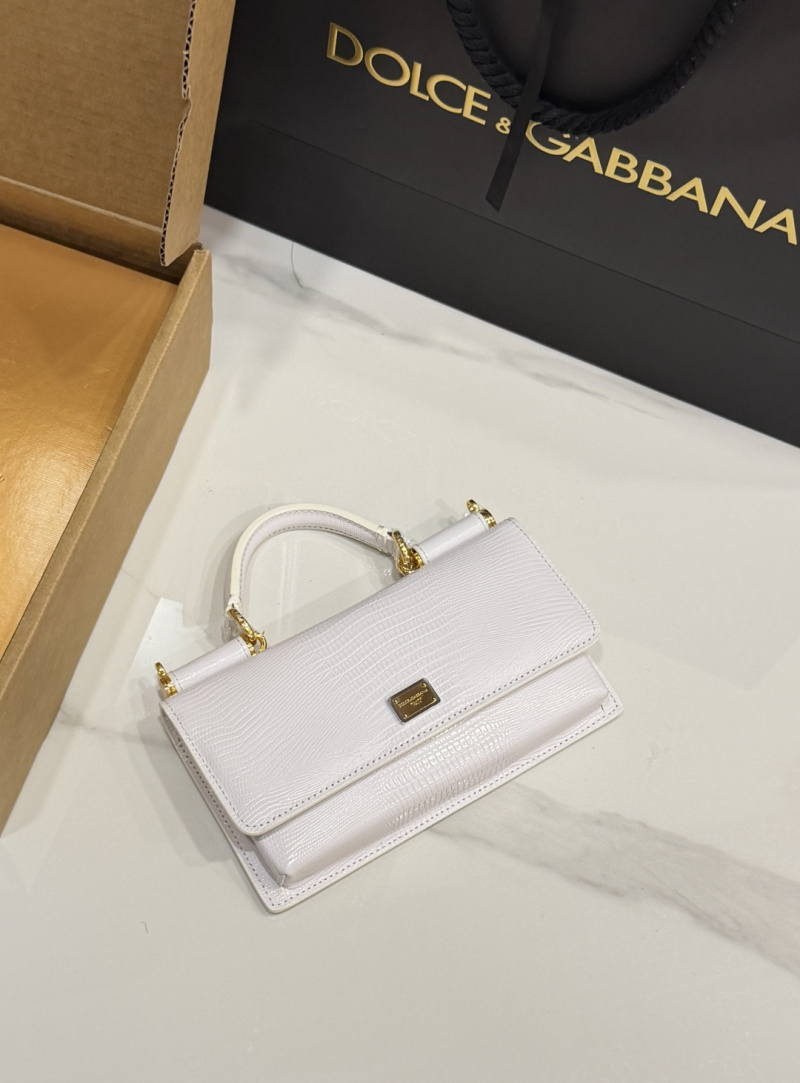 Сумка Dolce & Gabbana из натуральной кожи