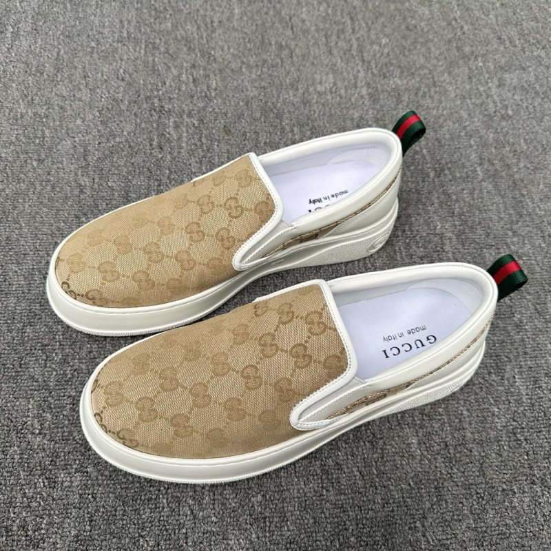 Мужские слипоны Gucci Monogram