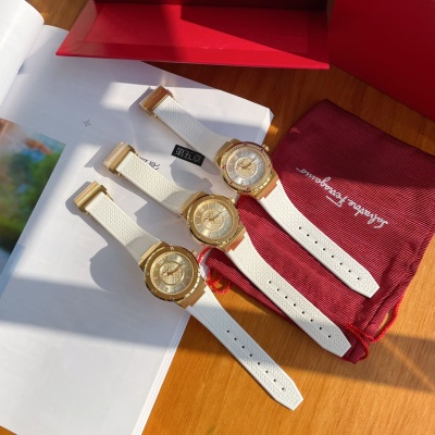 Часы Ferragamo