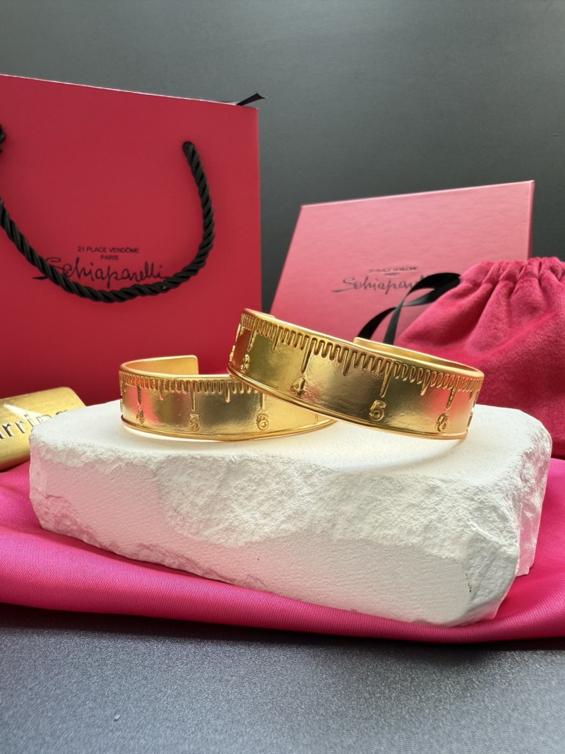 Серьги Schiaparelli