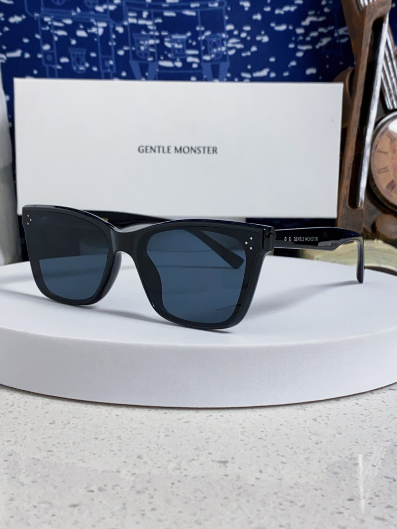 Солнцезащитные очки Gentle Monster