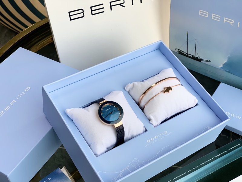 Часы Bering