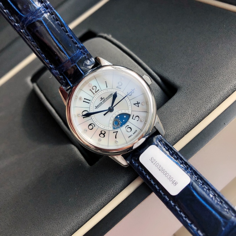 Часы Jaeger-LeCoultre