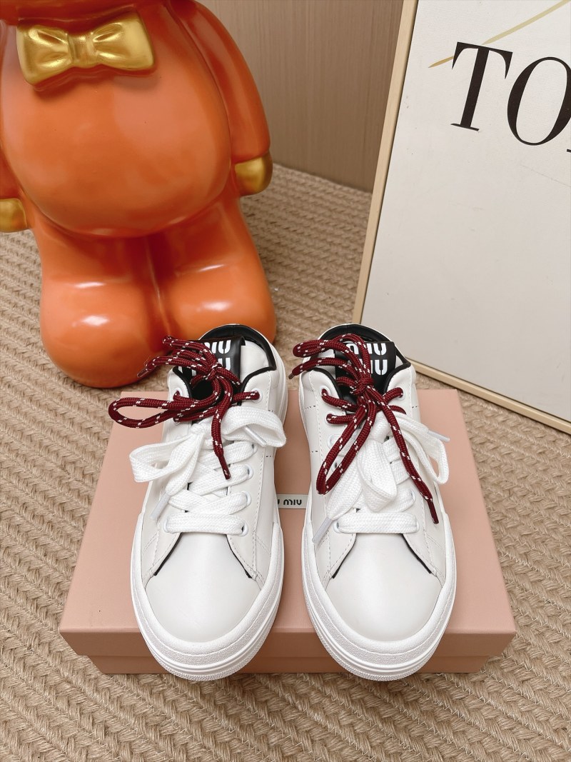 Женские кроссовки Miu Miu белые