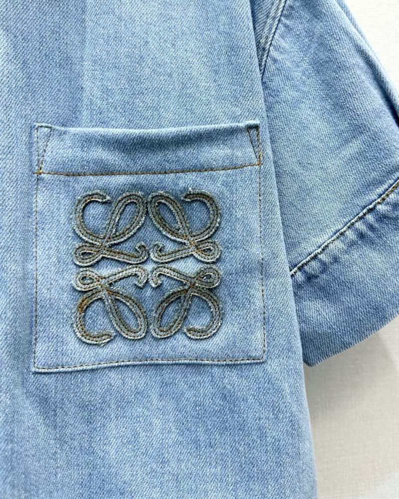 Рубашка женская джинсовая голубая LOEWE