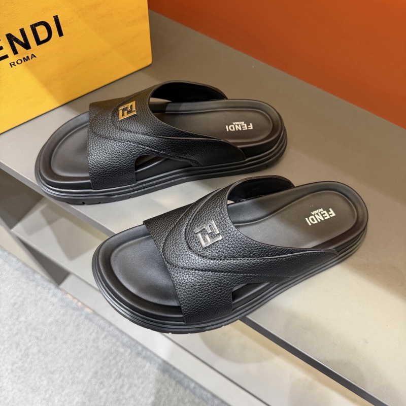 Мужские черные сандалии Fendi