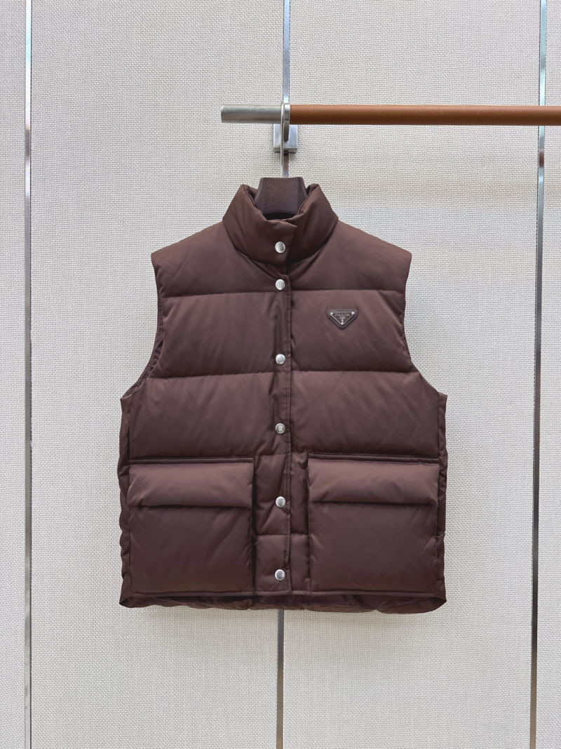 Жилет Prada