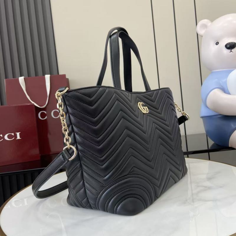 Черная сумка Gucci с квилтингом
