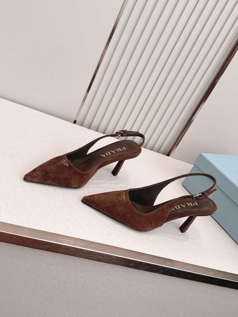 Туфли женские Prada замшевые классические коричневые