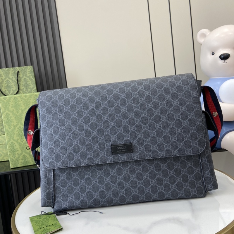 Портфель Gucci с монограммой
