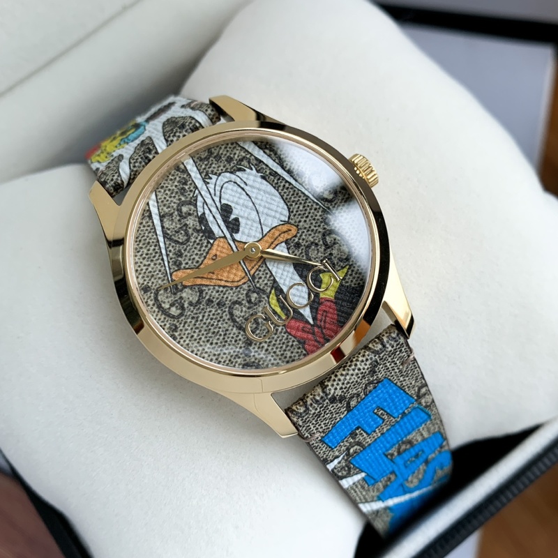 Часы Gucci