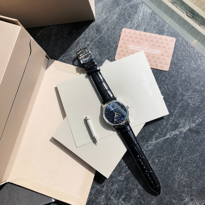 Часы Jaeger-LeCoultre