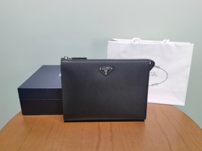 Клатч мужской Prada Saffiano
