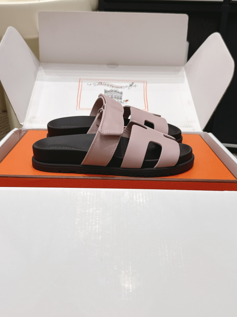 Сандалии Hermès с ремешком H
