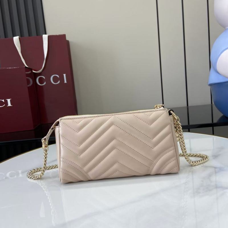 Сумка Gucci с цепочкой
