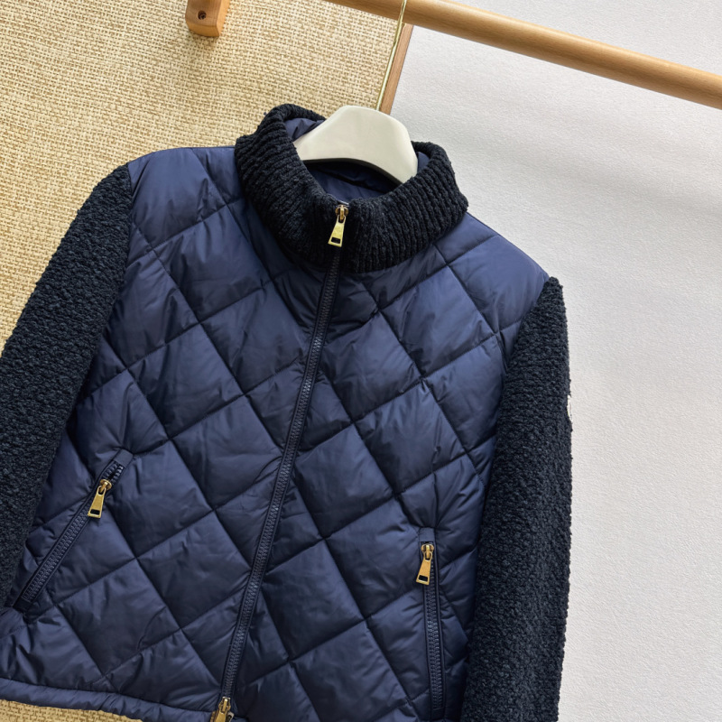 Пуховик Moncler