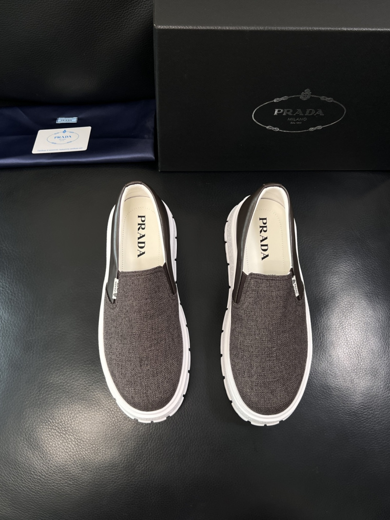 Мужские лоферы Prada