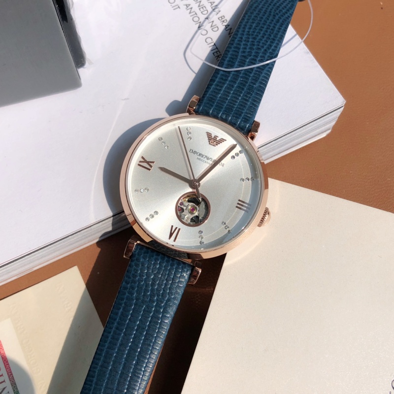 Часы Armani