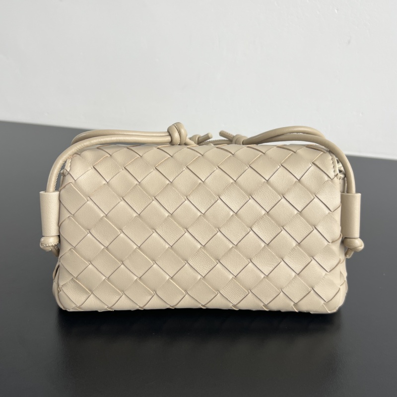 Женская сумка Bottega Veneta Notturno плетеная