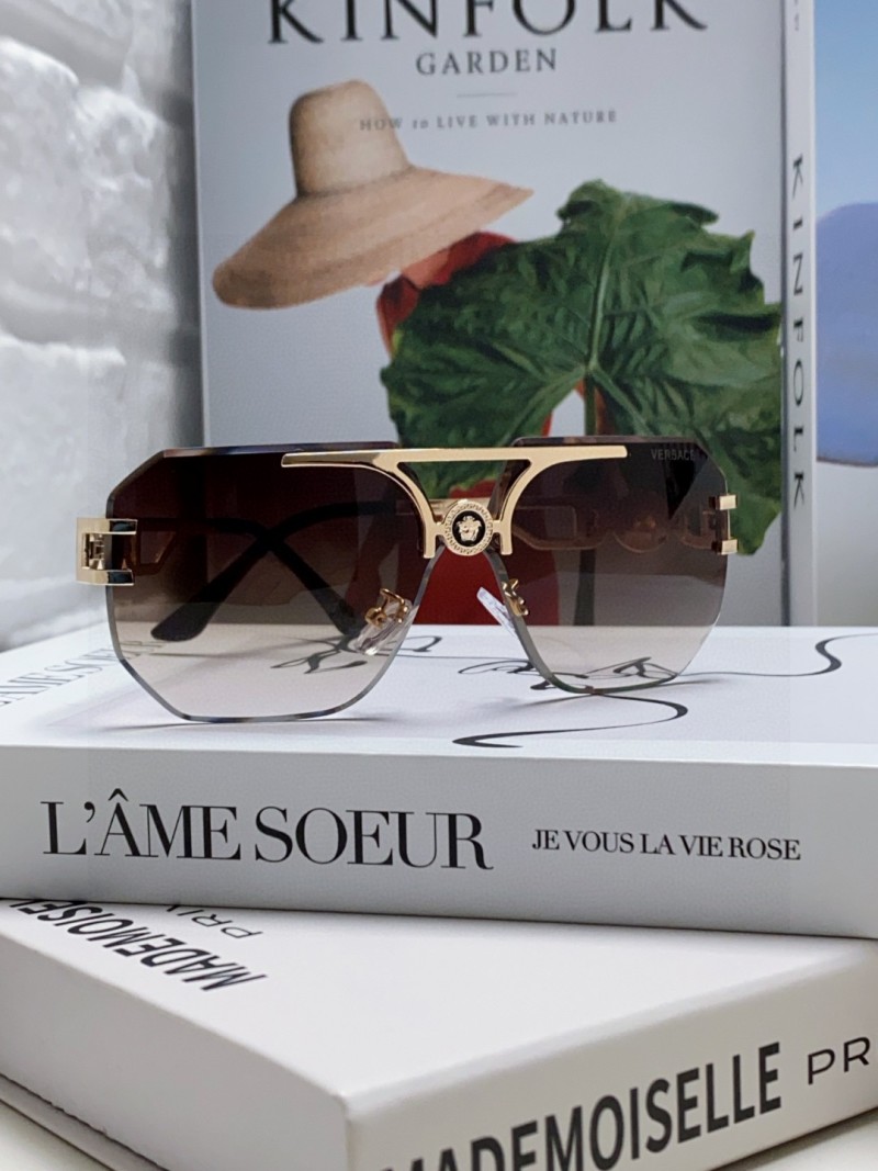 Солнцезащитные очки Versace P100