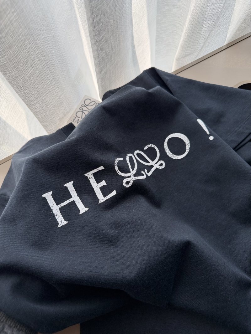 Футболка Loewe с принтом HELO