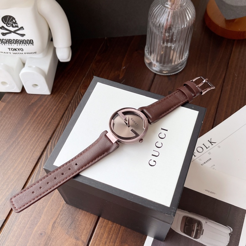 Часы Gucci