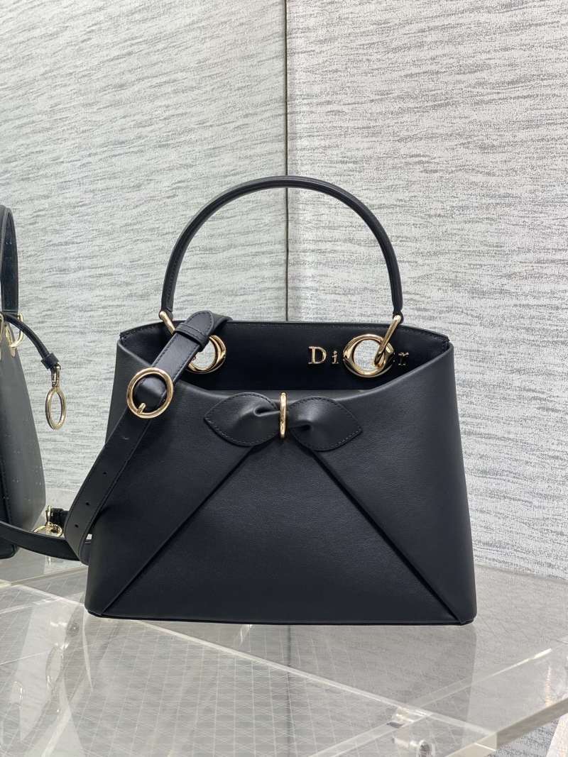 Черная сумка Dior с бантом
