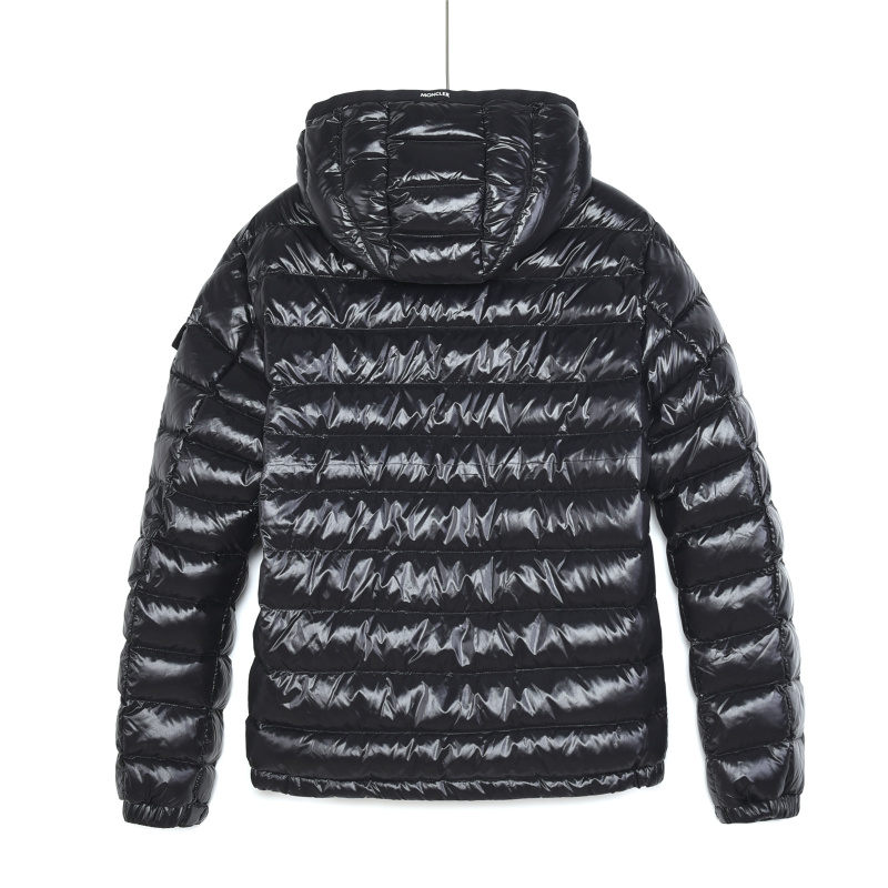 Пуховик Moncler