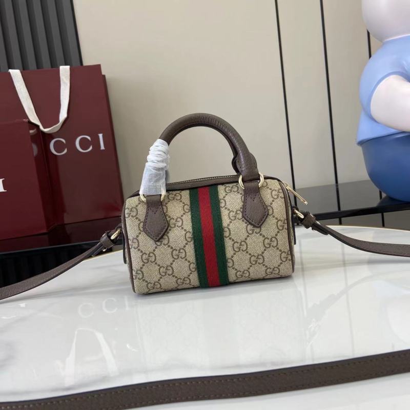 Сумка Gucci GG Canvas с ручкой и ремнем