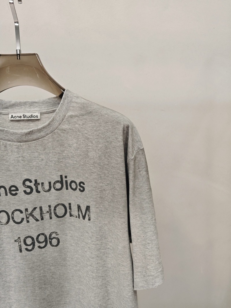 Футболка Acne Studios серая с принтом