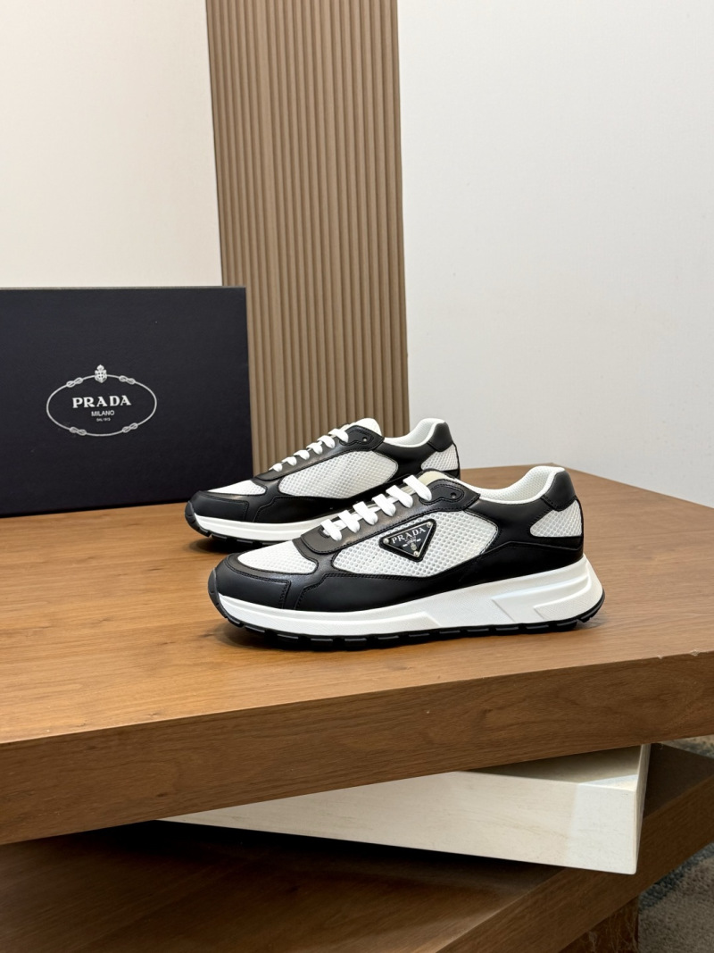 Мужские кроссовки Prada