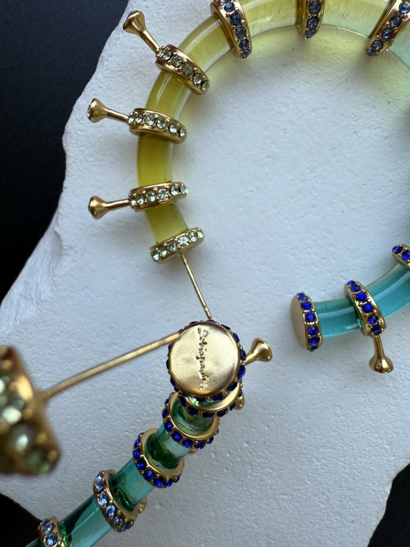 Серьги Schiaparelli