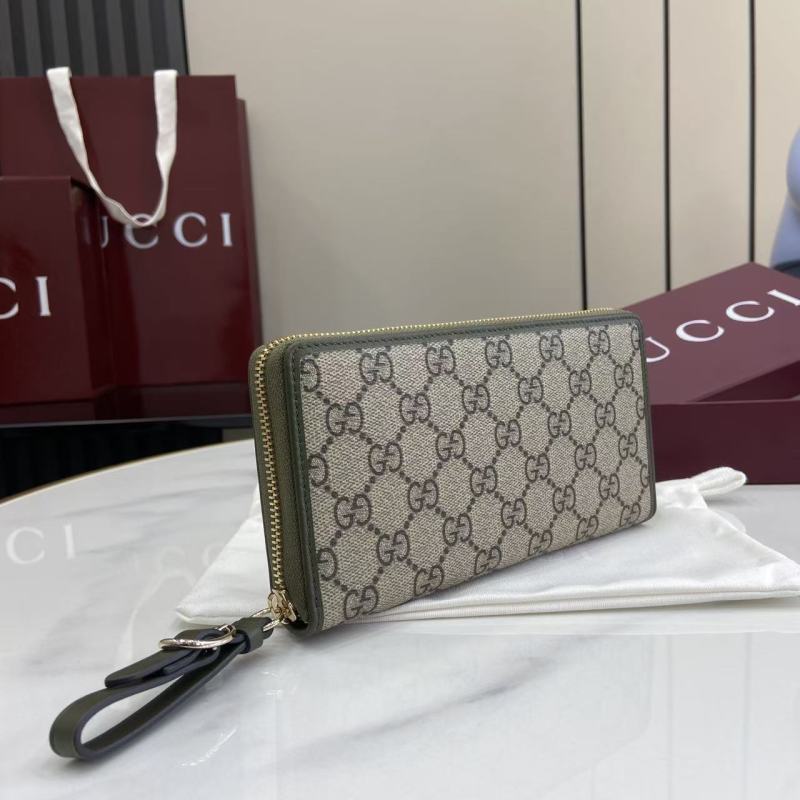 Портмоне Gucci с монограммой и ремешком