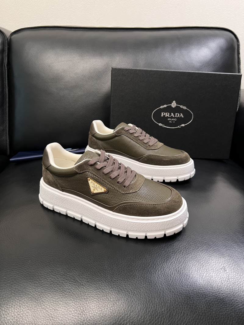 Мужские кроссовки Prada
